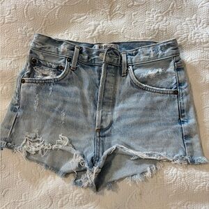 AGOLDE 24 Distressed Jean Shorts